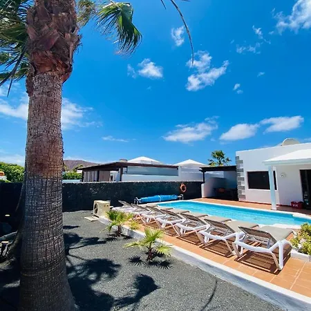 ágatha, Vacaciones En Familia En Lanzarote *